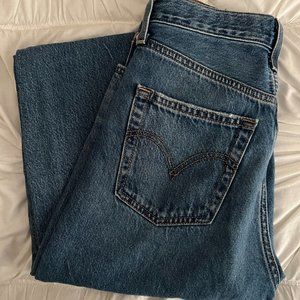 Levi's Medium Wash Ribcage Straight Jeans